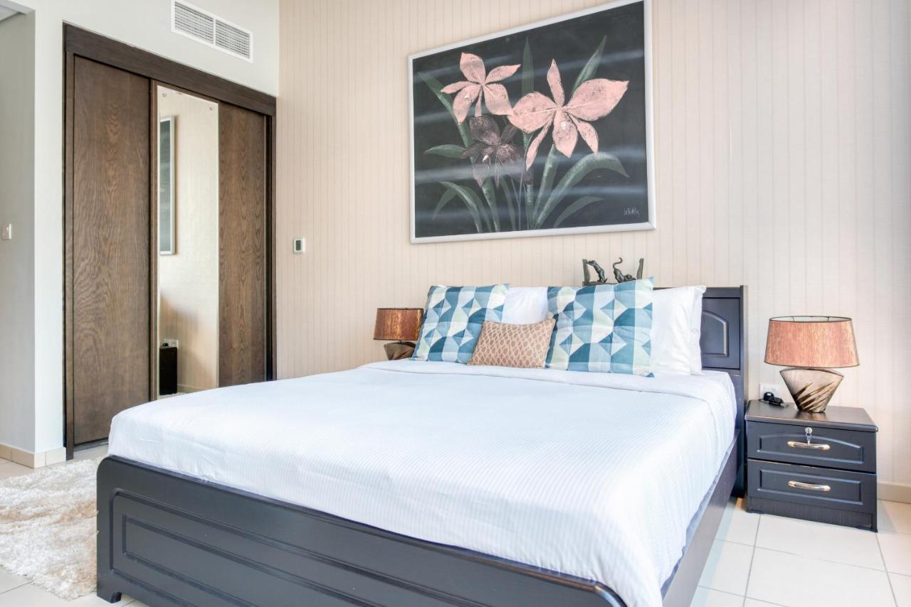 Maison Privee - Big, Bright, Luxury Marina Views Apt Next To Beach Dubai Eksteriør billede