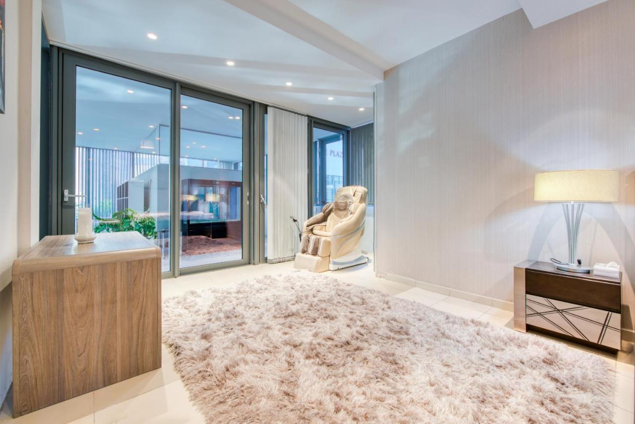 Maison Privee - Big, Bright, Luxury Marina Views Apt Next To Beach Dubai Eksteriør billede