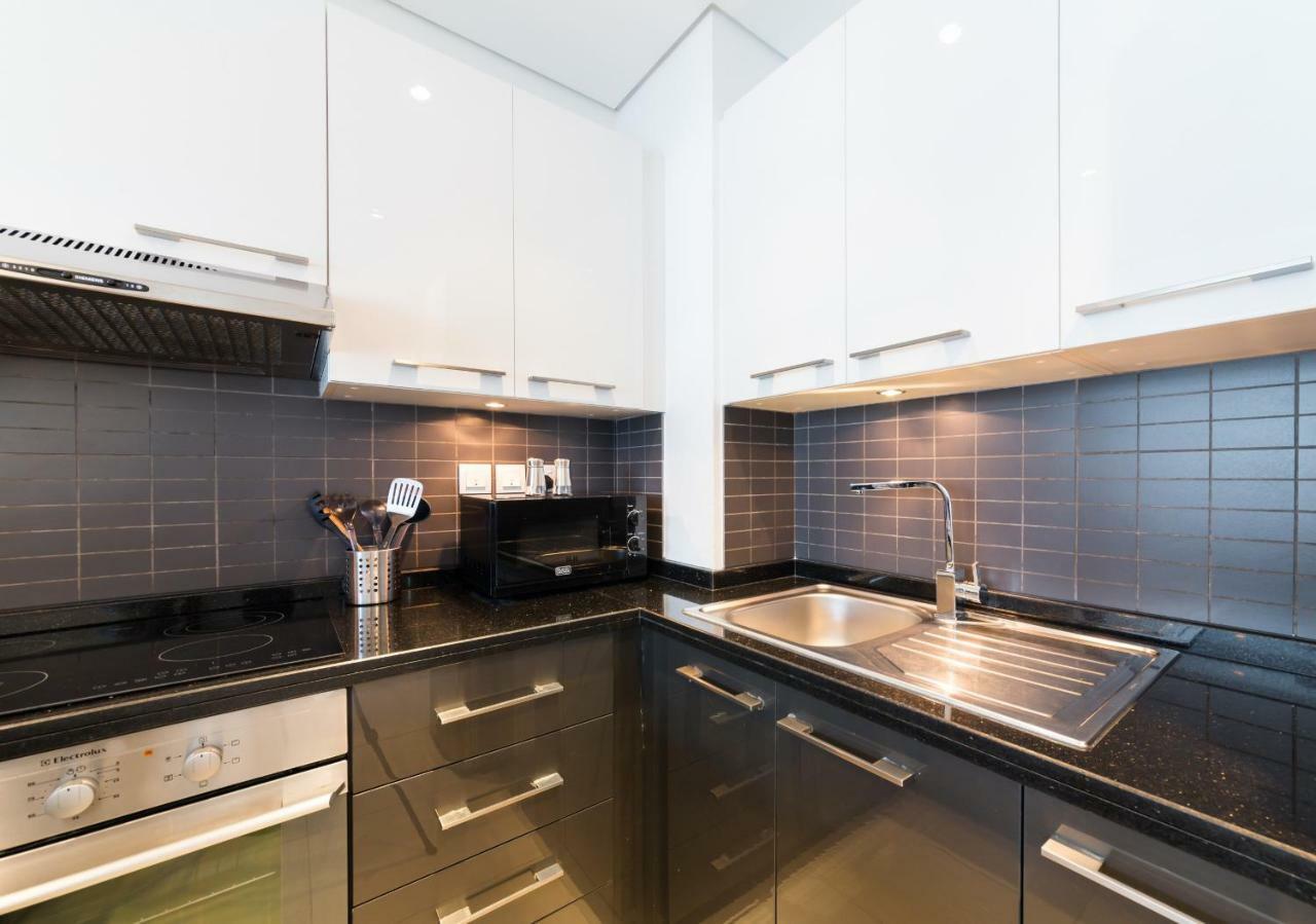 Maison Privee - Big, Bright, Luxury Marina Views Apt Next To Beach Dubai Eksteriør billede