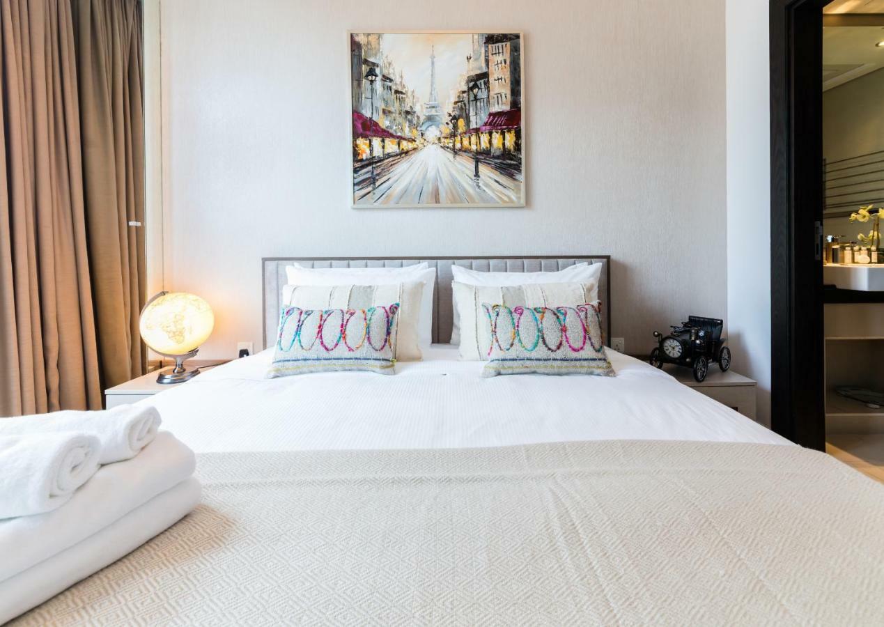 Maison Privee - Big, Bright, Luxury Marina Views Apt Next To Beach Dubai Eksteriør billede