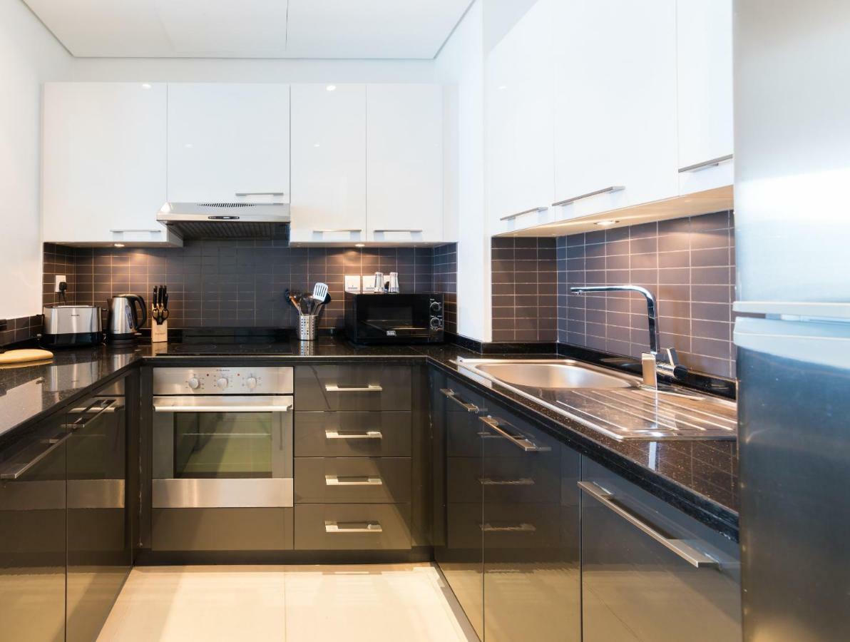 Maison Privee - Big, Bright, Luxury Marina Views Apt Next To Beach Dubai Eksteriør billede